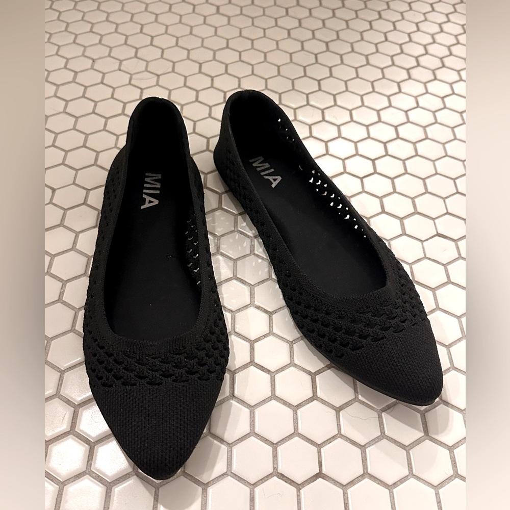 MIA Black Woven LOVI Ballet Flats